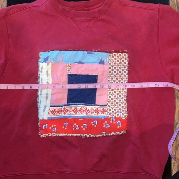 Vintage Upcycled Quilt Block Crewneck Sweatshirt in Maroon - Picture 6 of 8